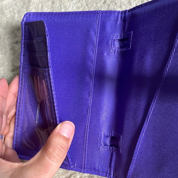 Vera Bradley Passport Wallet - Picture 5 of 12